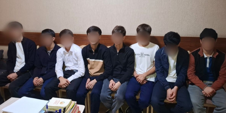 В Душанбе десятиклассник нанес удар топором в школьной драке