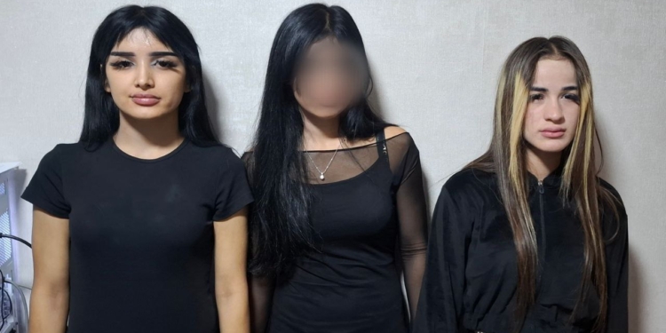 В Душанбе задержаны две девушки за распространение аморальных материалов в соцсетях
