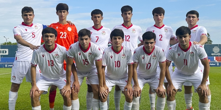 Юношеская сборная Таджикистана (U-17) обыграла сверстников из Малайзии в контрольном матче