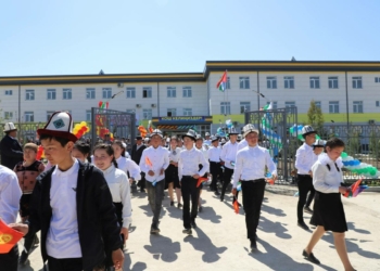 В Киргизии с 2025/2026  учебного года переходят на 12-летнюю систему общего образования