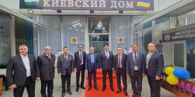 Посол Украины посетил Согдийскую область