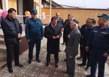 Житель Шахринавского района, потерявший жильё в результате майского наводнения, получил новый дом