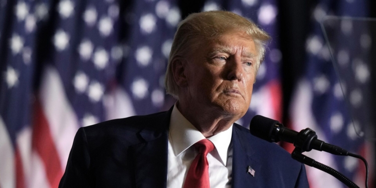 Дональд Трамп назвал приоритетом внешней политики США урегулирование на Украине