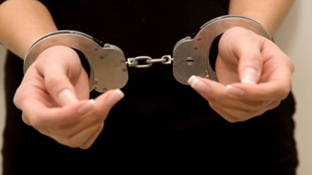 В Худжанде задержали женщину за вымогательство