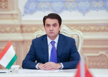 Рустам Эмомали запросил проверку финансовой деятельности администрации Душанбе