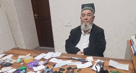 В Хатлоне задержан мужчина, продававший предметы для «магического» успеха