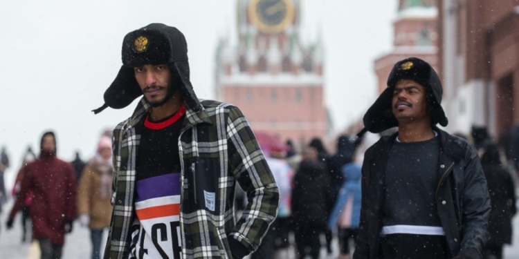 Россия ужесточила правила получения РВП и ВНЖ для мигрантов