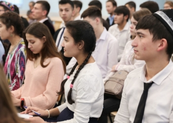 В Согдийской области стартует конкурс «Студент года-2025»