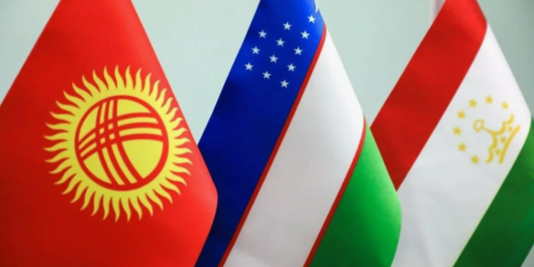 Премьеры Таджикистана, Киргизии и Узбекистана встретились на границе