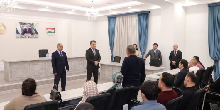 Таджикские врачи повысят квалификацию в Иране