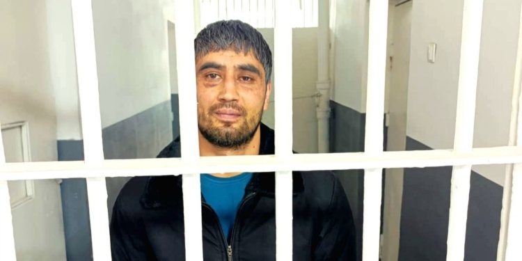 В Душанбе задержан подозреваемый в краже мобильных устройств