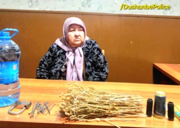 В Душанбе задержана женщина за занятие гаданием