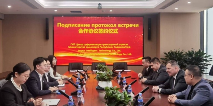 Центр цифровизации транспорта Таджикистана наладит сотрудничество с IT-гигантом из Китая