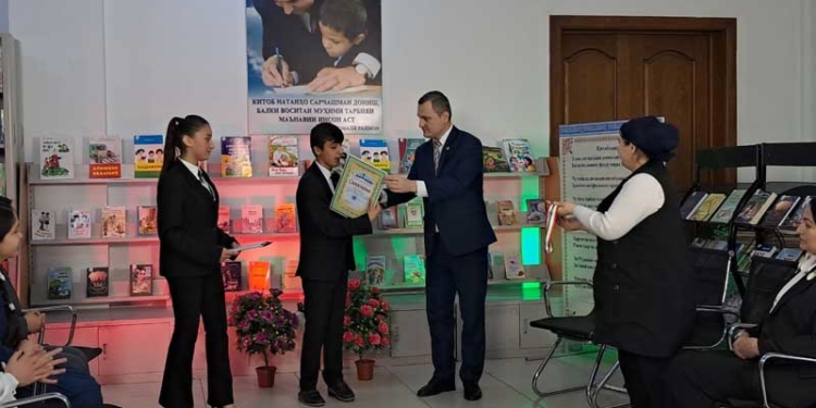 В Национальной библиотеке Таджикистана запущен проект «Лучший читатель месяца»