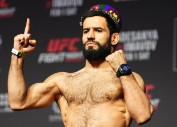 Мухаммад Наимов одержал победу в UFC