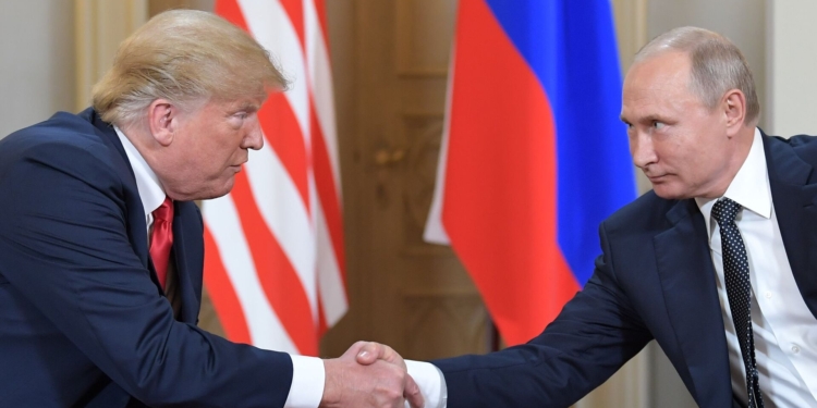 Трамп объявил о встрече с Путиным в Саудовской Аравии для обсуждения Украины