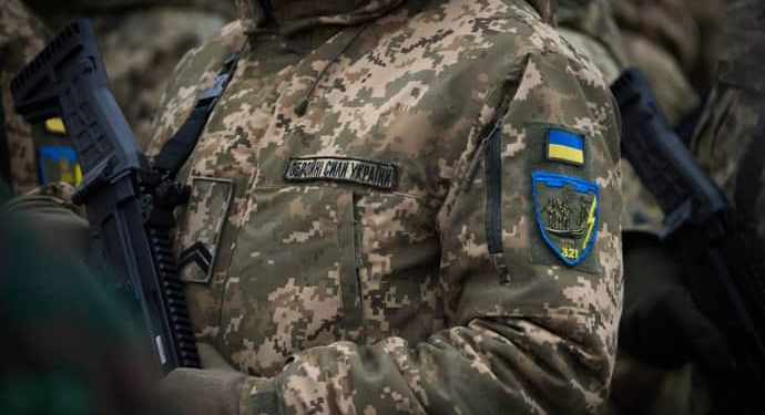 Зеленский объявил о запуске контрактной службы для украинцев 18–24 лет