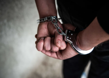 41-летний мужчина задержан по подозрению в угрозе убийством своим родителям