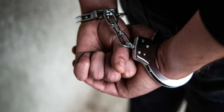 41-летний мужчина задержан по подозрению в угрозе убийством своим родителям