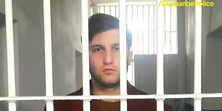 В Душанбе задержан рецидивист, обвиняемый в мошенничестве с фальшивыми документами и покупками