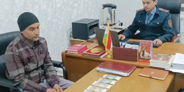 В Хатлонской области задержан подозреваемый в распространении фальшивых долларов