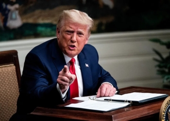 Трамп объявил о введении “золотых карт“ для переезда в США