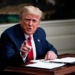 Трамп объявил о введении “золотых карт“ для переезда в США