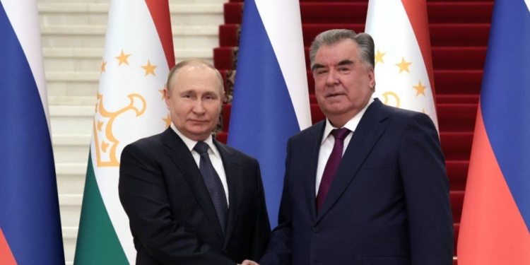 Президенты Таджикистана и России обсудили экономическое сотрудничество и безопасность
