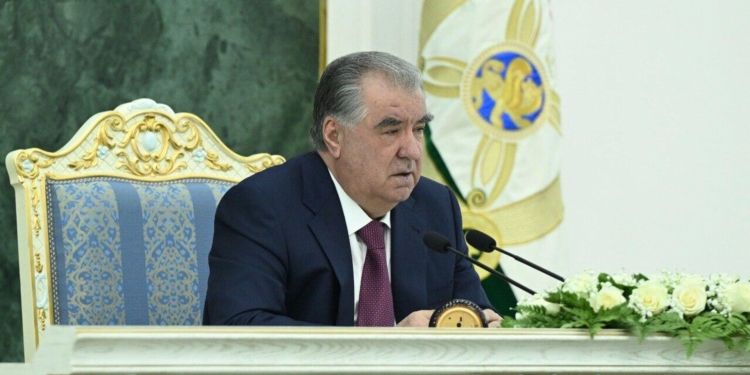 Президент Таджикистана выразил соболезнования Таиланду в связи с землетрясением
