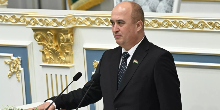 Файзали Идизода избран новым главой нижней палаты парламента Таджикистана