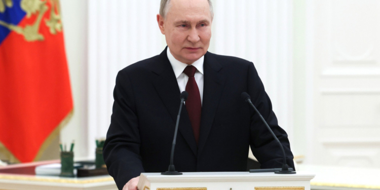 Западная разведка: Путин выдвигает невыполнимые требования к Украине и готов продолжать войну