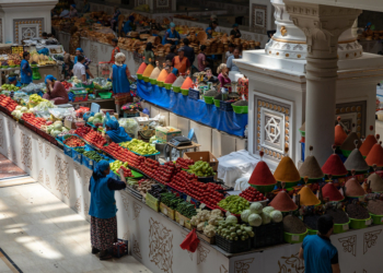 Власти Душанбе проводят проверки цен на продукты питания в Рамадан