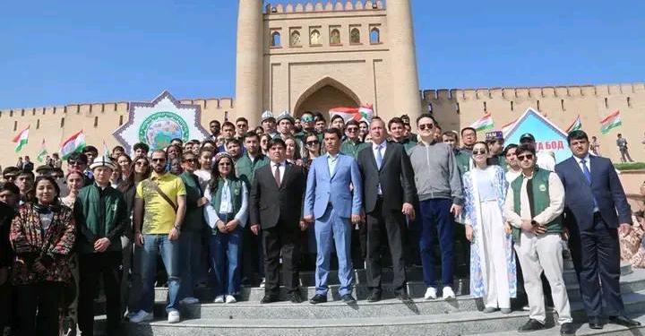 Участники Фестиваля молодежи «Navruz Youth World Festival» посетили город Истаравшан