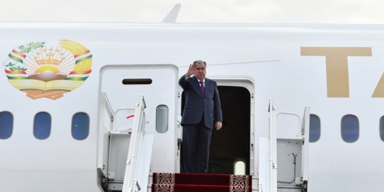 Президент Таджикистана с официальным визитом посетит Российскую Федерацию