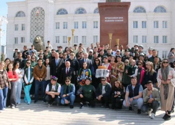Участники Международного фестиваля «Navruz Youth World Festival» посетили Пенджикент