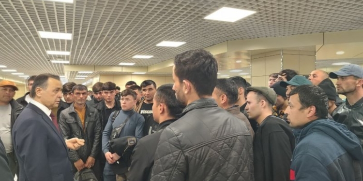 Посол Таджикистана в России посетил аэропорты Домодедово и Шереметьево города Москвы