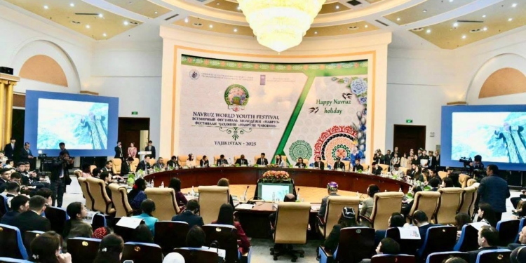 В Душанбе открылся Всемирный молодежный фестиваль Navruz Youth World Festival