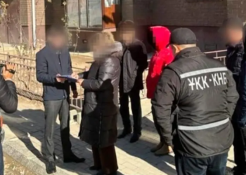 КНБ выявил преступную схему легализации иностранцев в Казахстане