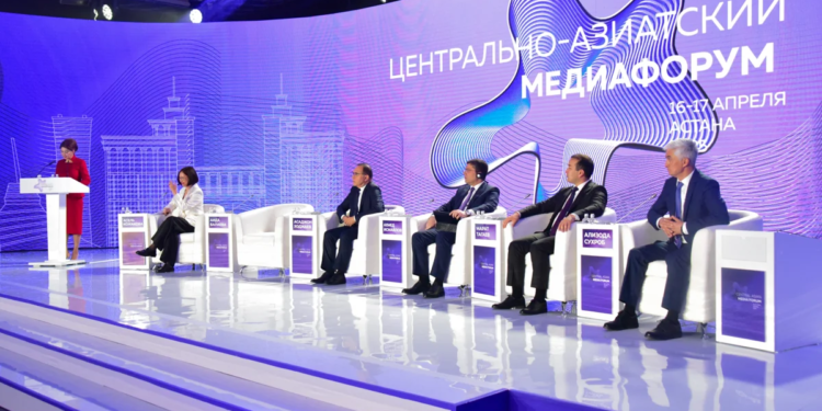Страны Центральной Азии планируют создать совместный телеканал и медиаплатформу