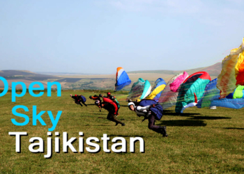 В Таджикистане стартовали международные соревнования по парапланеризму Open Sky