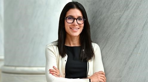 Куратором США по Афганистану назначена правнучка короля Амануллы-хана