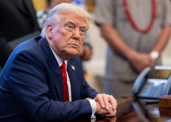 Трамп заявил, что «кажется, Путин не хочет останавливать войну, а просто обманывает меня»