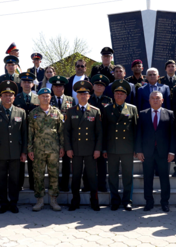 В Душанбе почтили память погибших казахстанских миротворцев