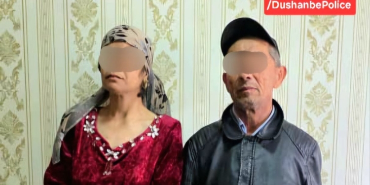 В Душанбе родители оставили малолетних детей без присмотра: милиция провела проверку