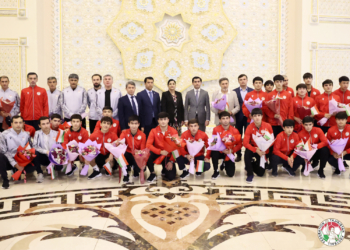 Юношескую сборную Таджикистана (U-17) тепло встретили в Душанбе