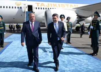 Президент Республики Таджикистан Эмомали Рахмон прибыл в Астану
