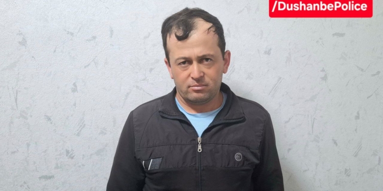 Житель Душанбе оштрафован за домогательства через мессенджер