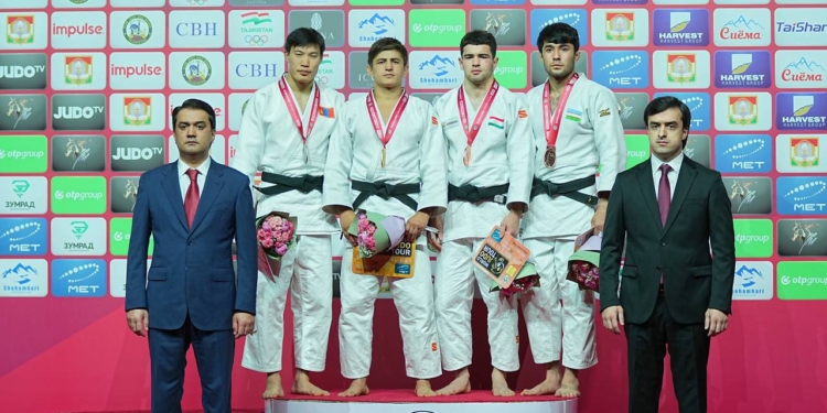Таджикские дзюдоисты заняли первое общекомандное место на Dushanbe Grand Slam 2025
