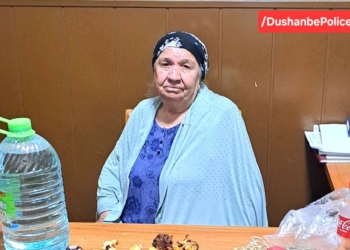 В Душанбе задержали женщину за занятие гаданием и колдовством