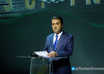 Рустами Эмомали открыл цифровую выставку культурного наследия Таджикистана в Нью-Йорке